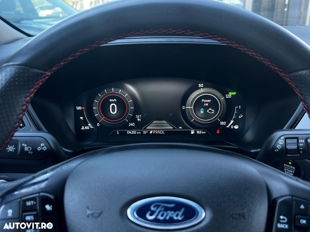 Ford Kuga 2.5 Duratec FHEV ST-LINE - 28
