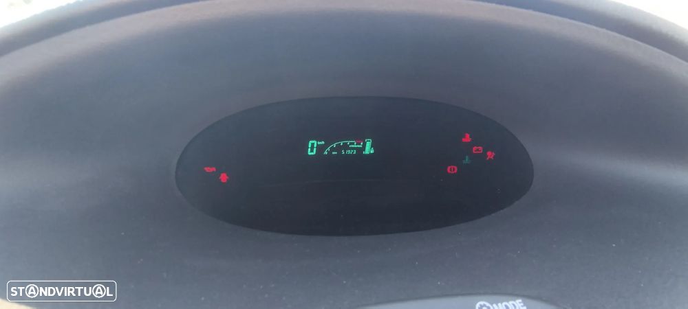 Toyota Yaris 1.0 Terra AC - 10