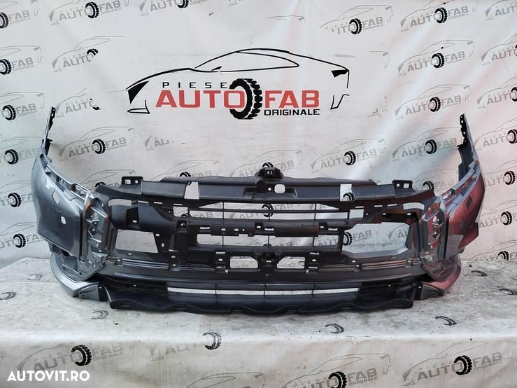 Bara fata Mitsubishi Outlander Facelift an 2015-2018 Gauri pentru 4 senzori si spalatoare faruri - 1