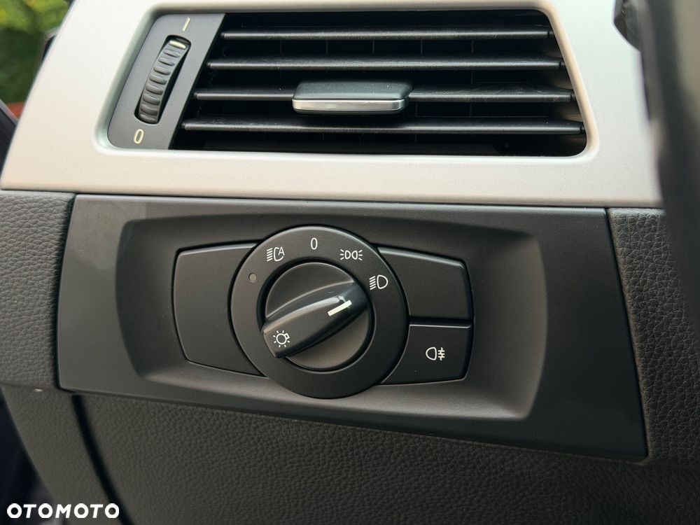 BMW Seria 3 - 18