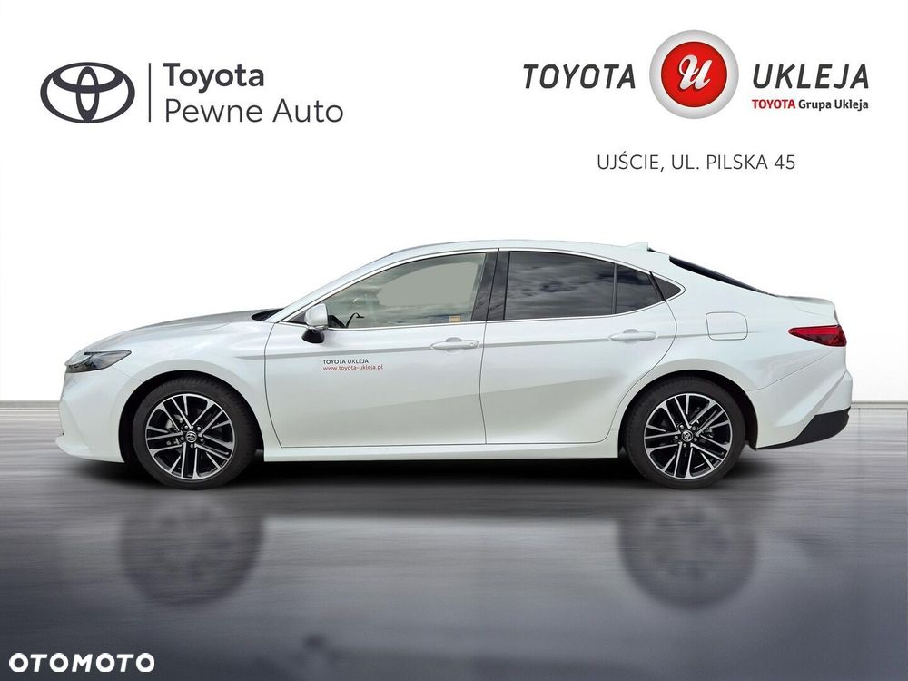 Toyota Camry - 3