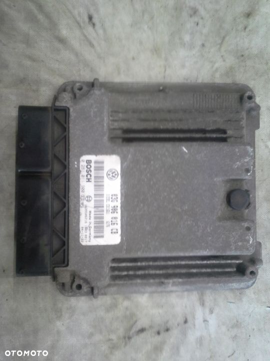 Volkswagen Golf V 1.9 TDi 105KM BKC zestaw startowy Bosch 0281011900 03G906016CB moduły komplet - 2