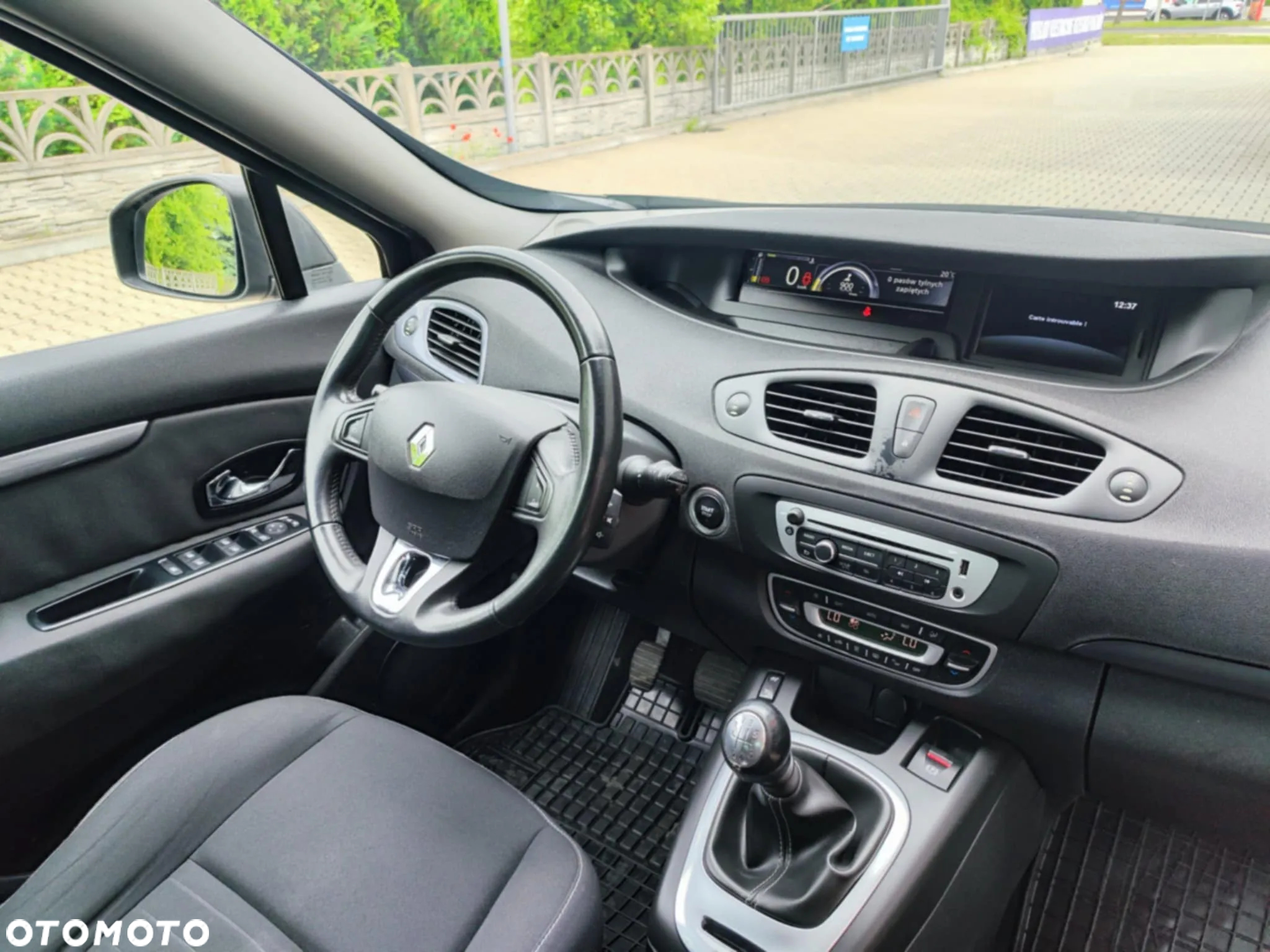 Renault Scenic 1.5 dCi Limited - 20