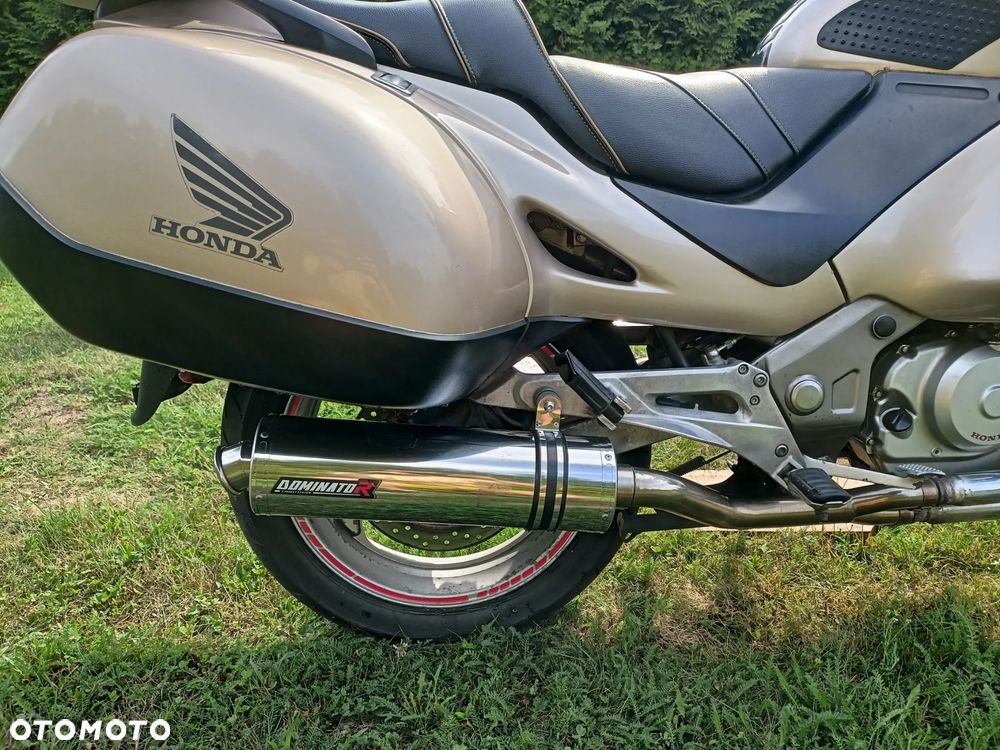 Honda Deauville - 11