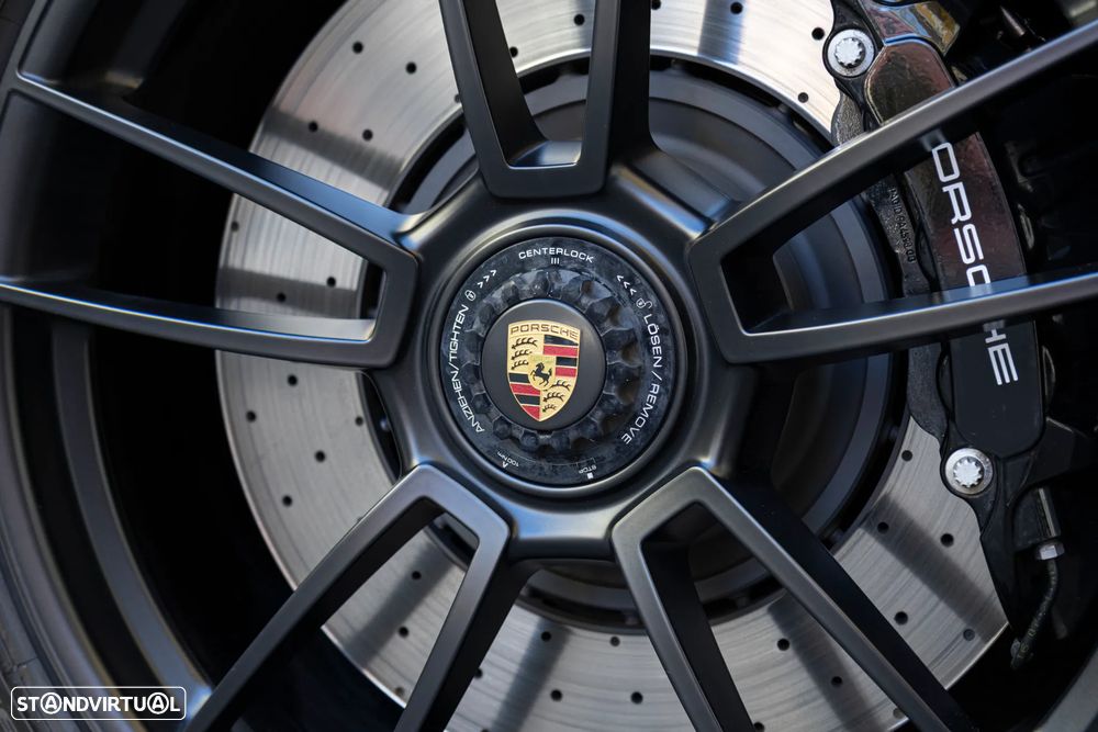 Porsche 911 (992) 2021 photo 5