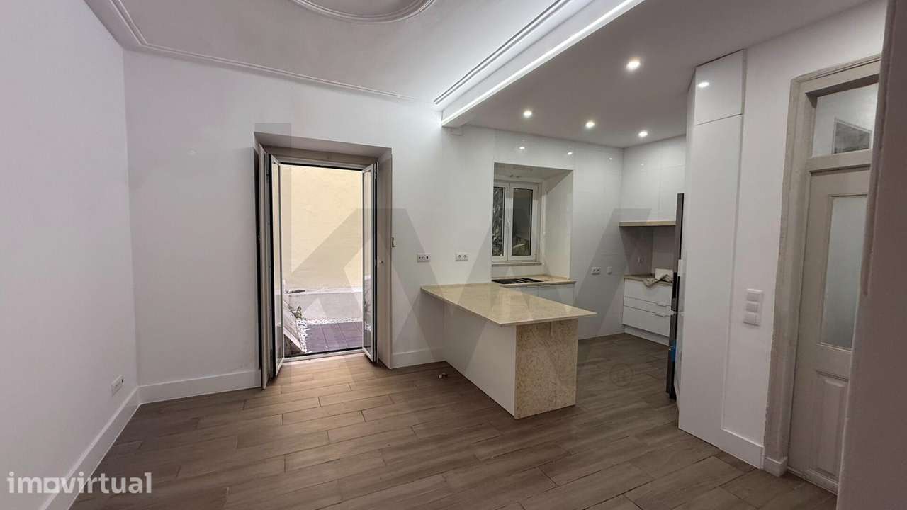 Apartamento T2 no Chiado com Terraço Privativo - Grande imagem: 3/21