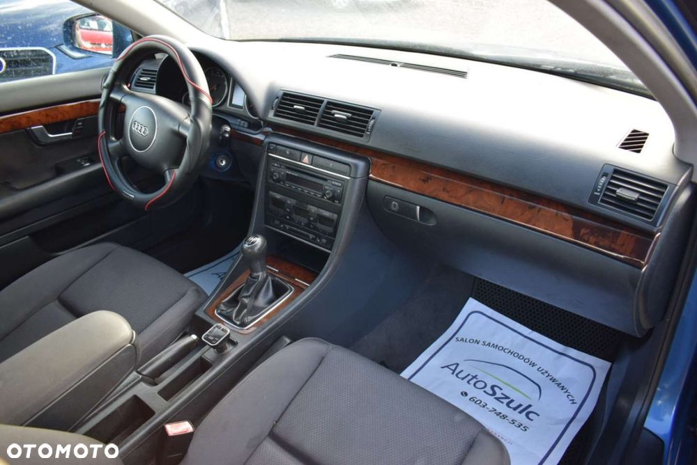 Audi A4 Limousine - 22