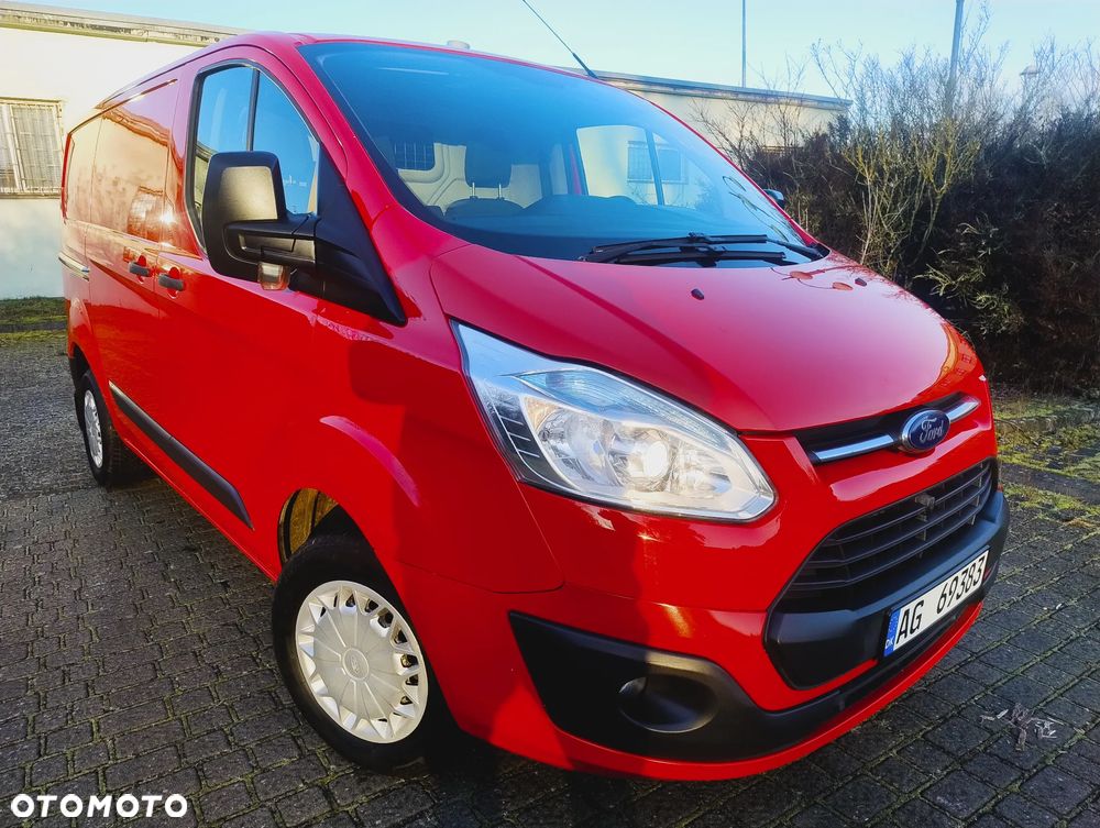 Ford TRANSIT CUSTOM - 1