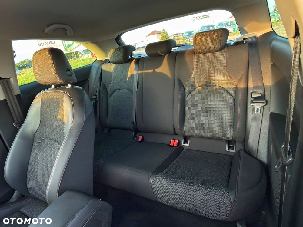 Seat Leon SC 2.0 TDI FR S&S - 11