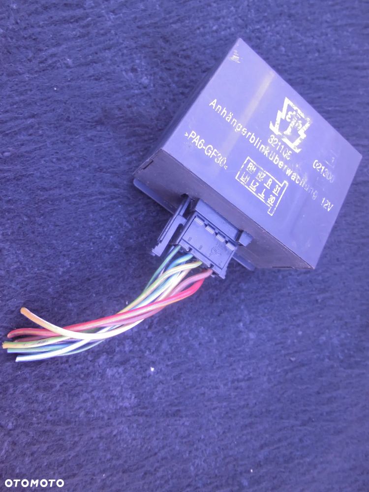 PRZEKAŹNIK MODUŁ HAKA ERICH JAEGER 321105 8PIN - 1
