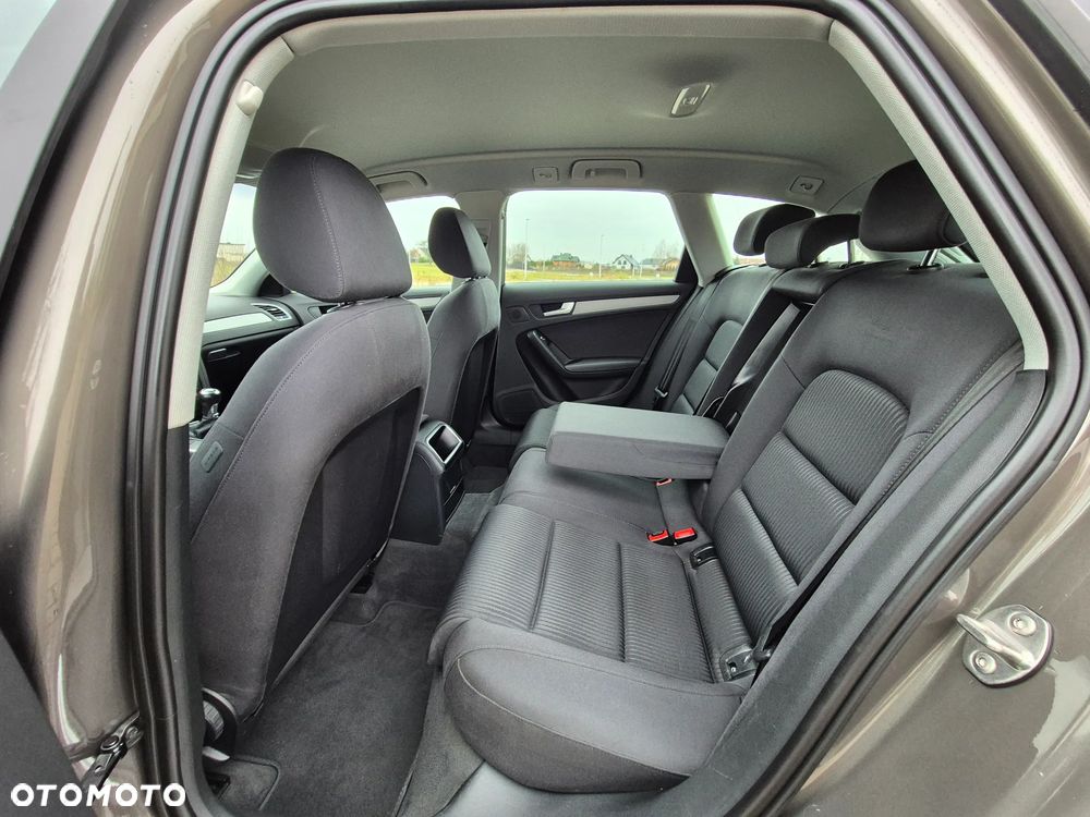 Audi A4 Avant 2.0 TDI e DPF Ambiente - 22