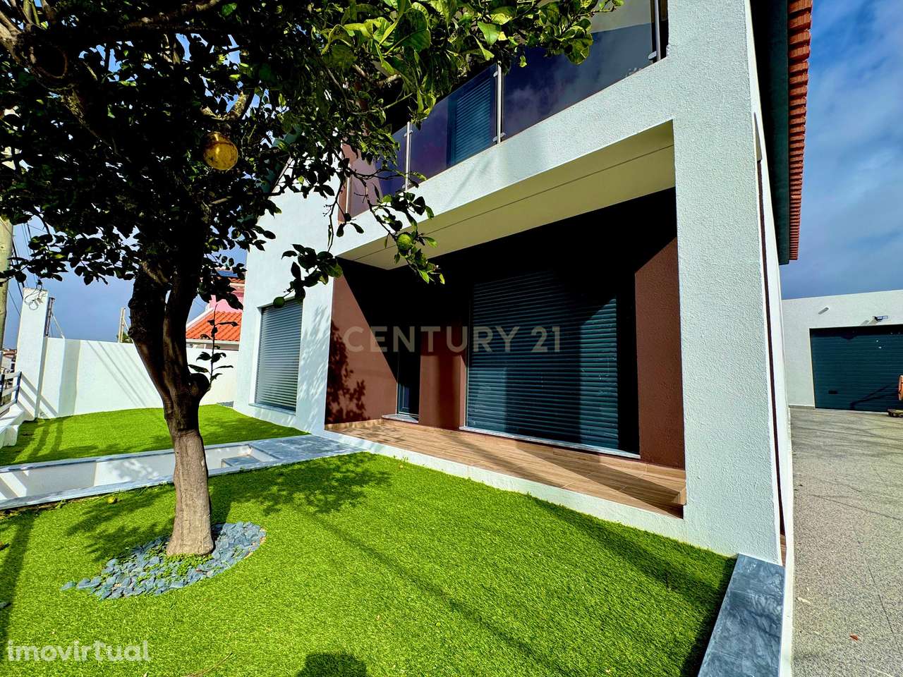 Moradia Isolada T4 em Corroios, Seixal - Oportunidade Única! - Grande imagem: 4/47