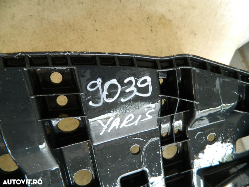 Scut radiatoare, Toyota Yaris, 2011, 2012, 2013, 2014,, 52618-0D030 - 3