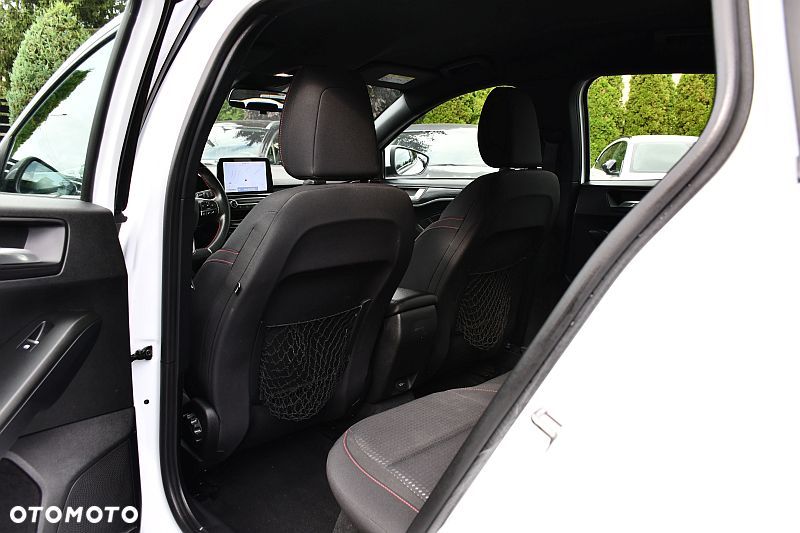 Ford Focus 1.5 EcoBlue Start-Stopp-System ST-LINE X - 19