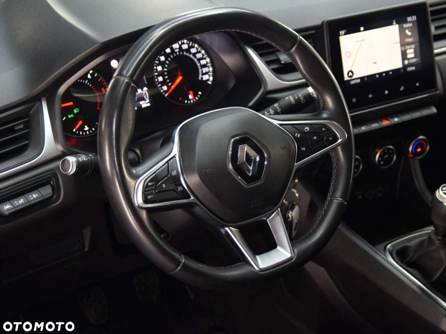 Renault Captur - 17