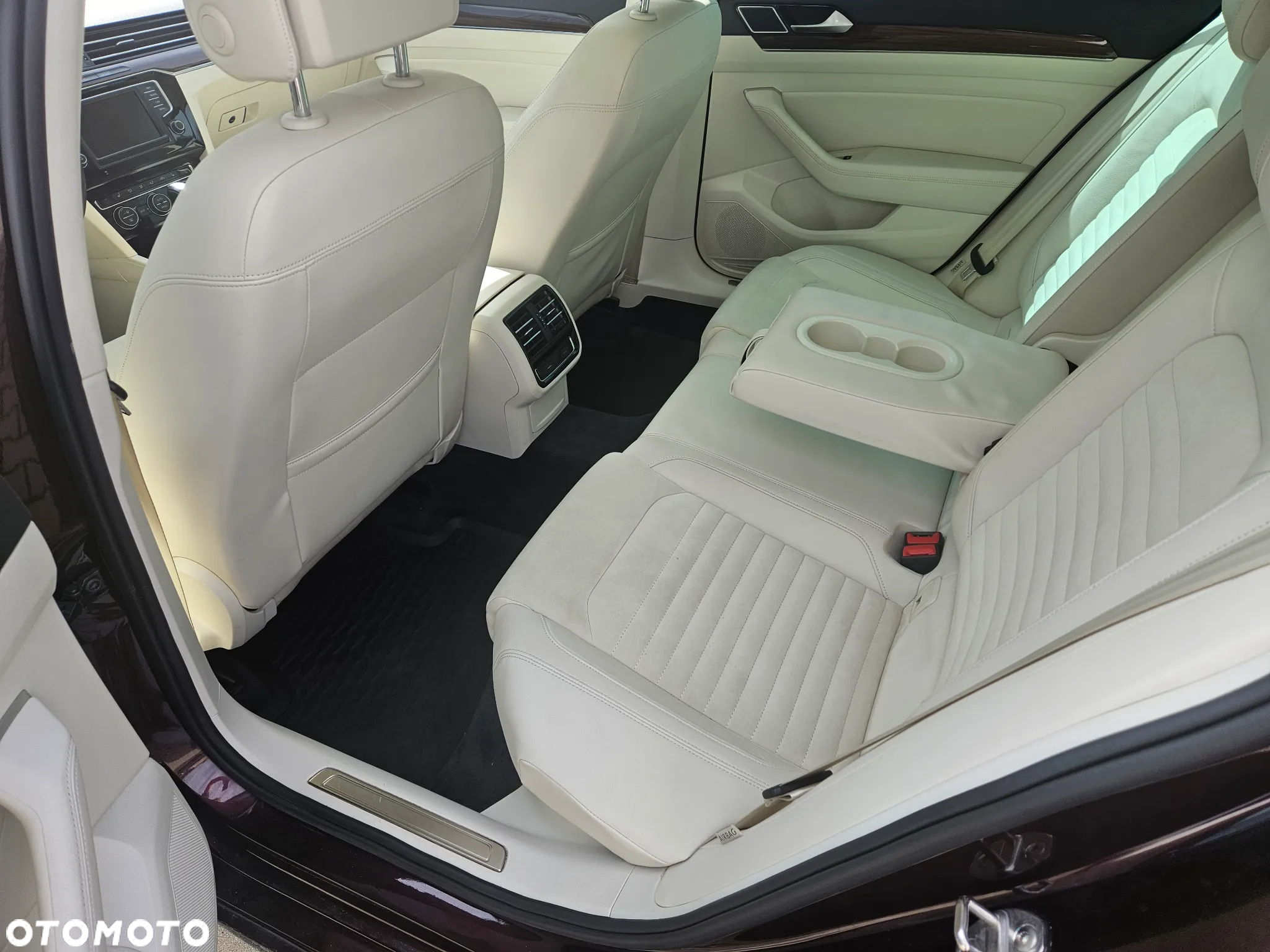 Volkswagen Passat 2.0 TDI BMT Highline DSG - 8