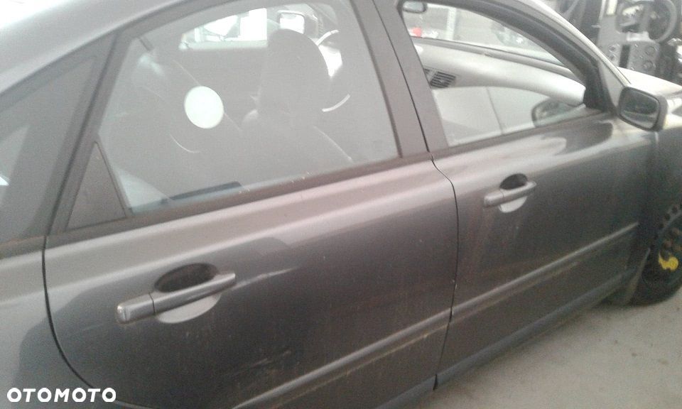 Volvo s40  2.0 d cały na części - 2