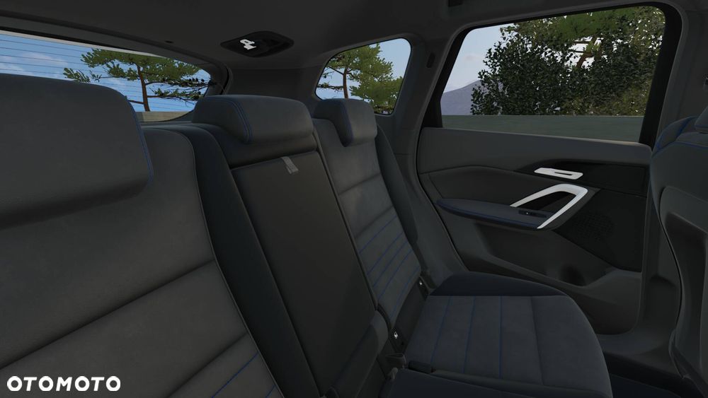 BMW iX1 eDrive20 66.5kWh M Sport - 10