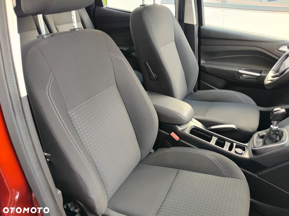 Ford C-MAX - 13