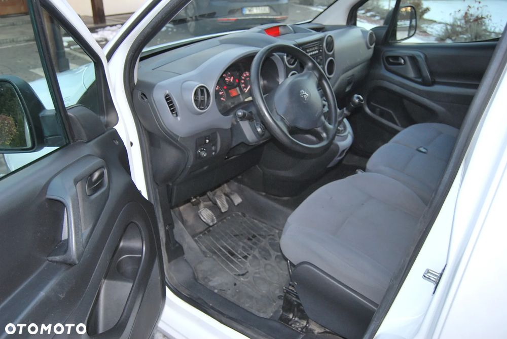 Peugeot Partner - 13