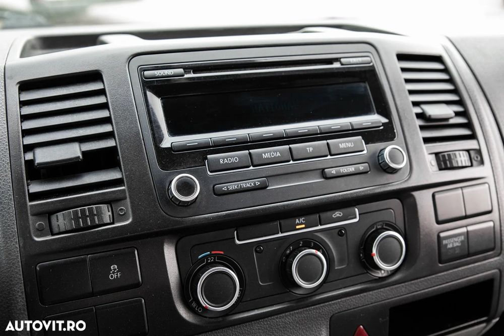 Volkswagen T5 - 11