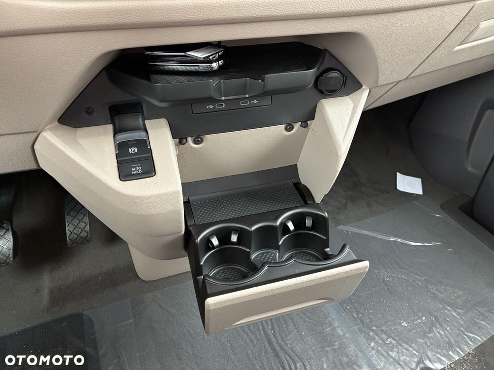 Volkswagen Multivan 2.0 TDI L2 Family DSG - 31
