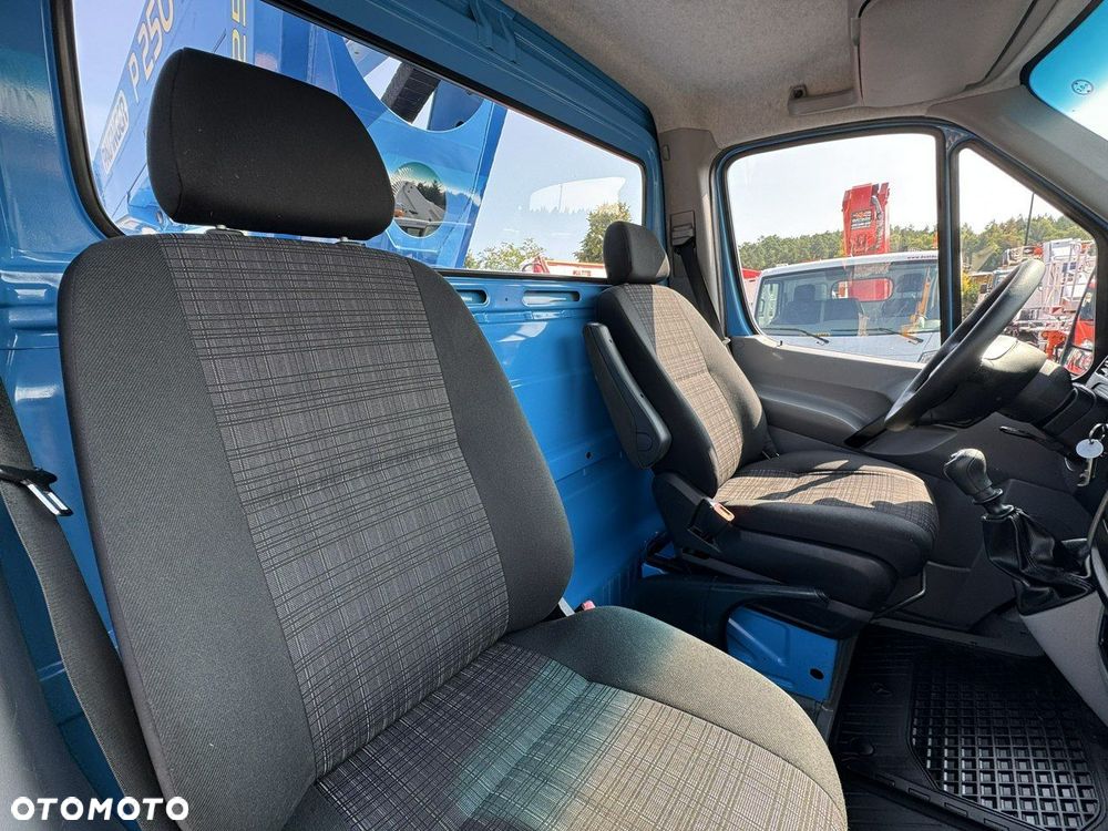 Mercedes-Benz Sprinter - 35