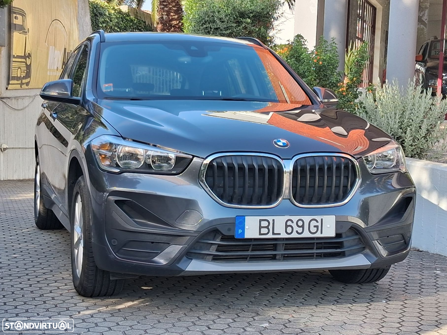 BMW X1 16 d sDrive Advantage - 9