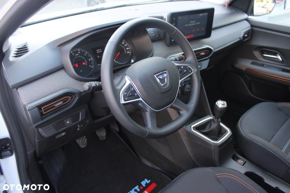 Dacia Sandero - 16