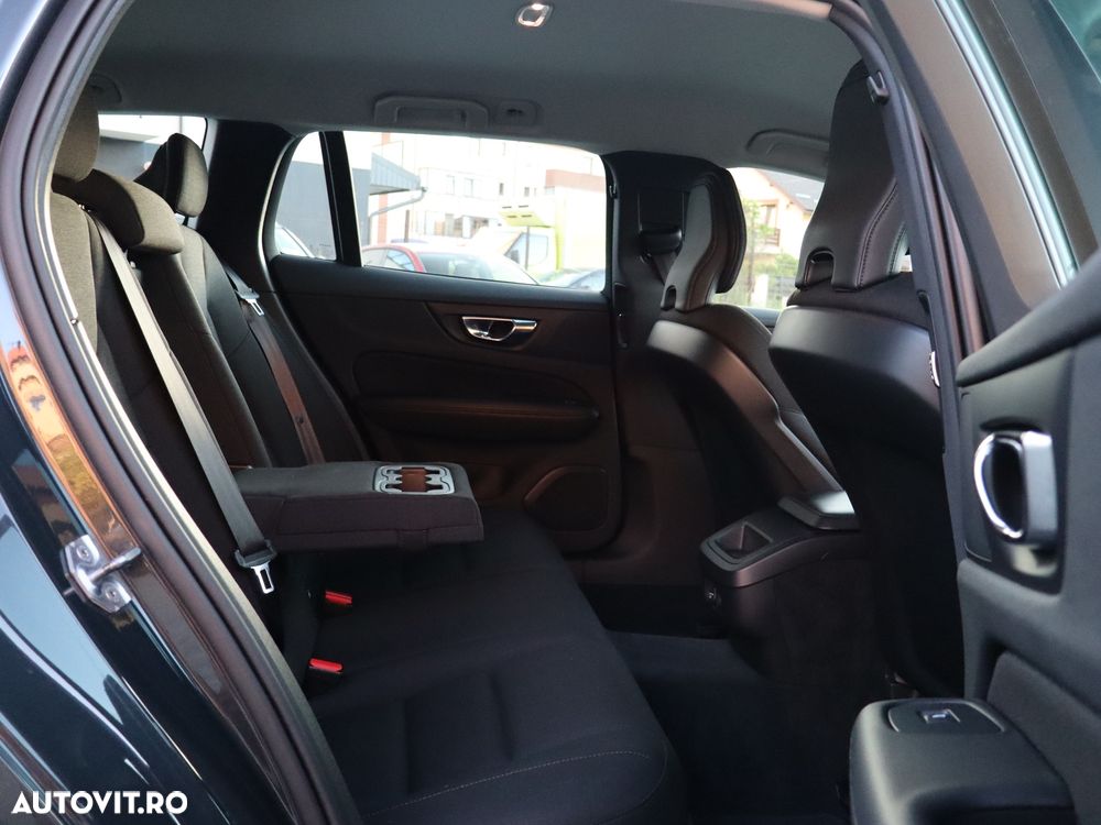 Volvo V60 D3 Geartronic Momentum Pro - 22