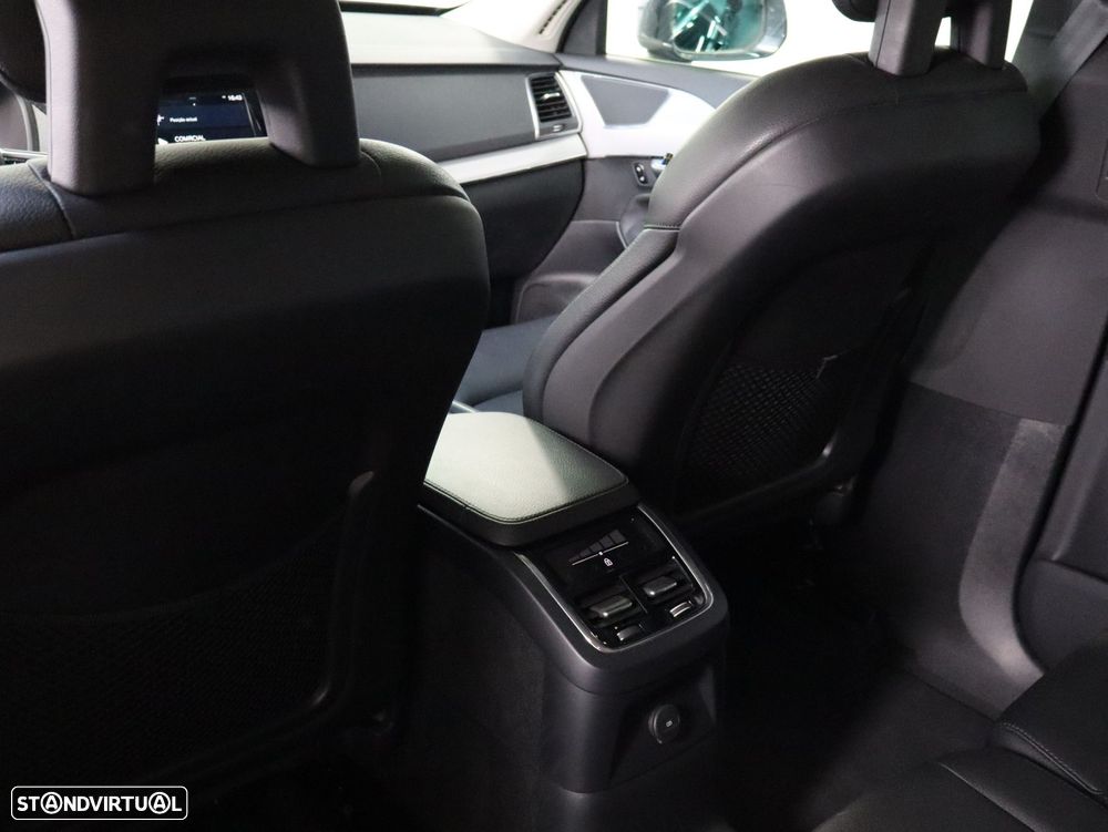 Volvo XC 90 2.0 T8 PHEV Inscription AWD - 10