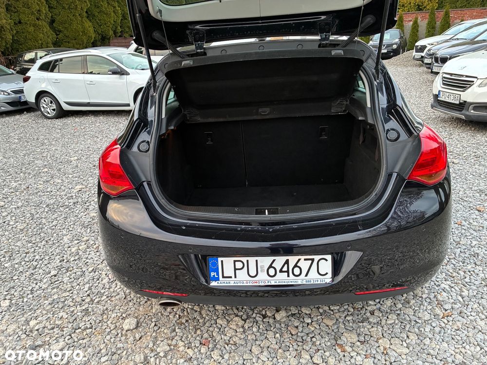 Opel Astra 1.4 Turbo Design Edition - 10