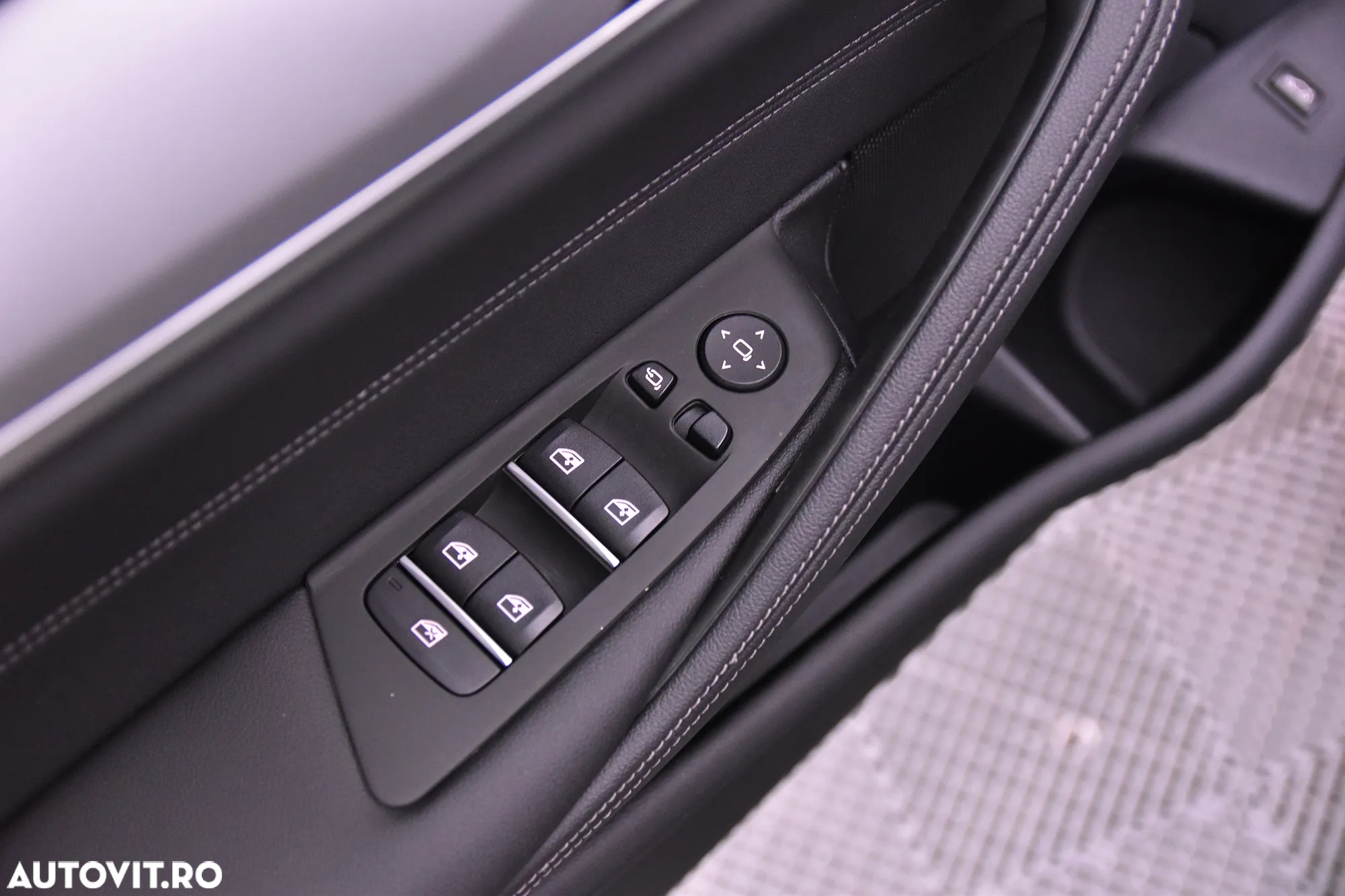 BMW Seria 5 520d Aut. - 14