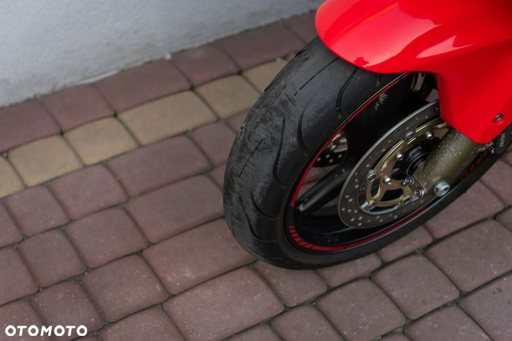 Honda CBR - 8