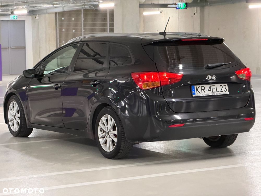 Kia Ceed 1.6 CRDi Smart Plus DCT - 6