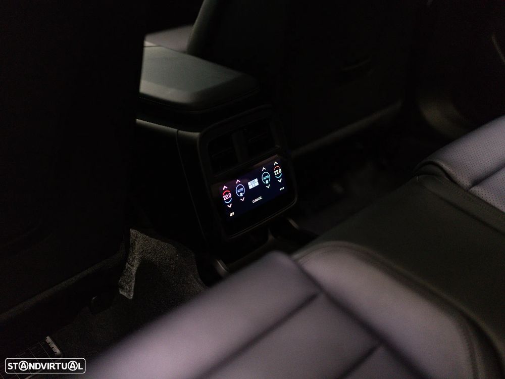 Porsche Taycan Sport Turismo 4S Black Edition - 48