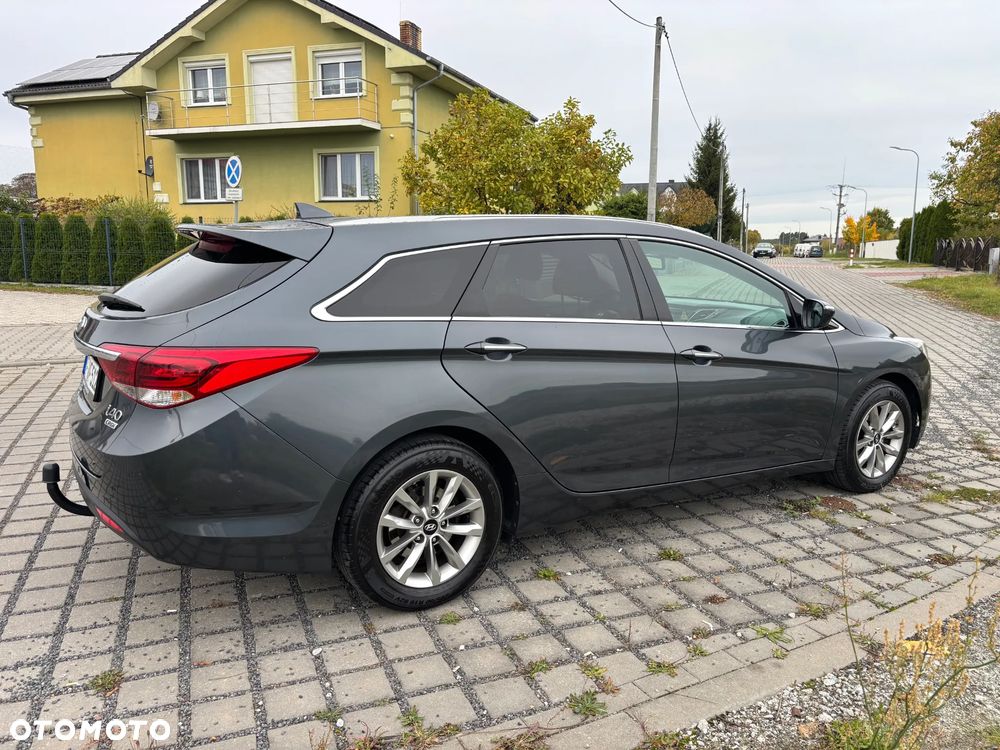 Hyundai i40 Kombi blue 1.7 CRDi DCT Premium - 18