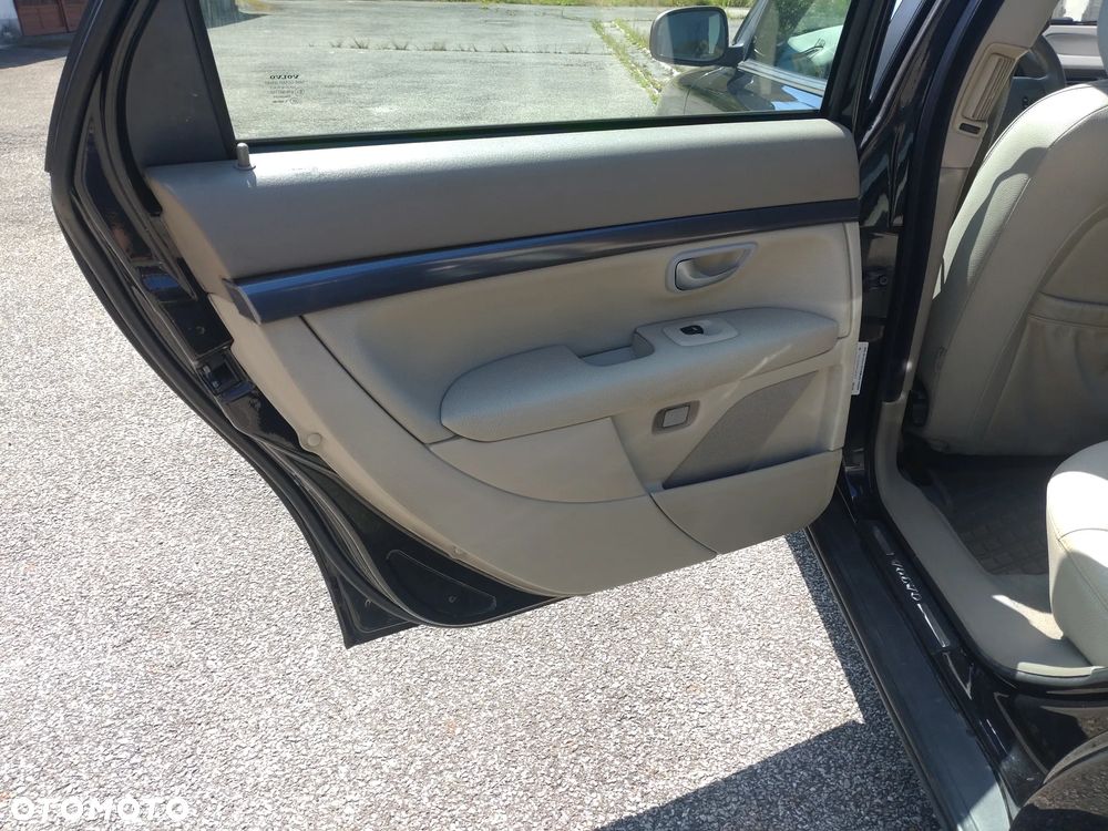 Volvo S80 2.4D5 Black Edition - 17
