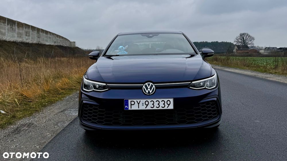Volkswagen Golf VIII 2.0 TDI R-Line DSG - 2