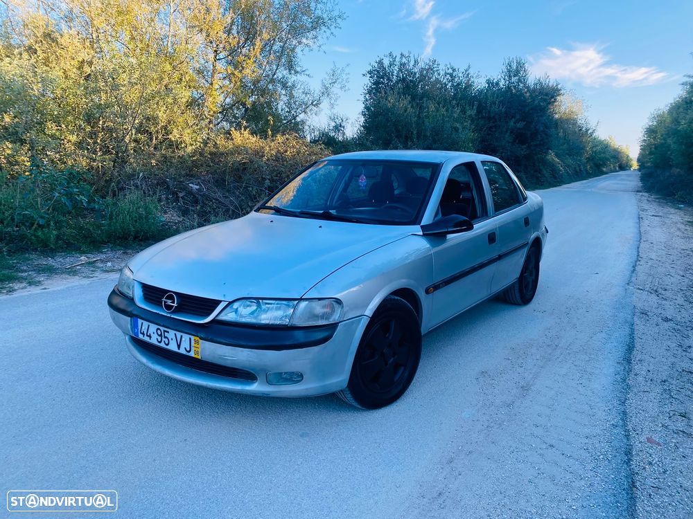 Opel Vectra 2.0 DTi 100 - 5