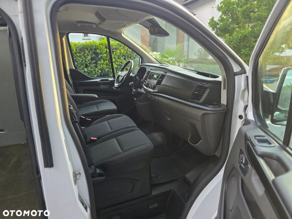 Ford TRANSIT CUSTOM - 7