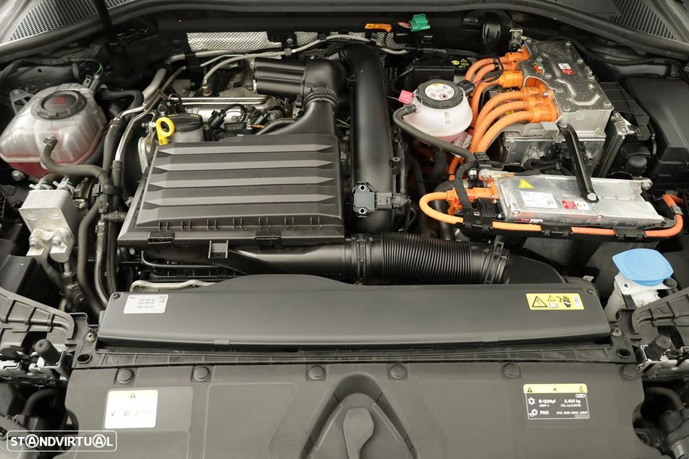 Audi A3 Sportback 45 TFSIe S line - 25