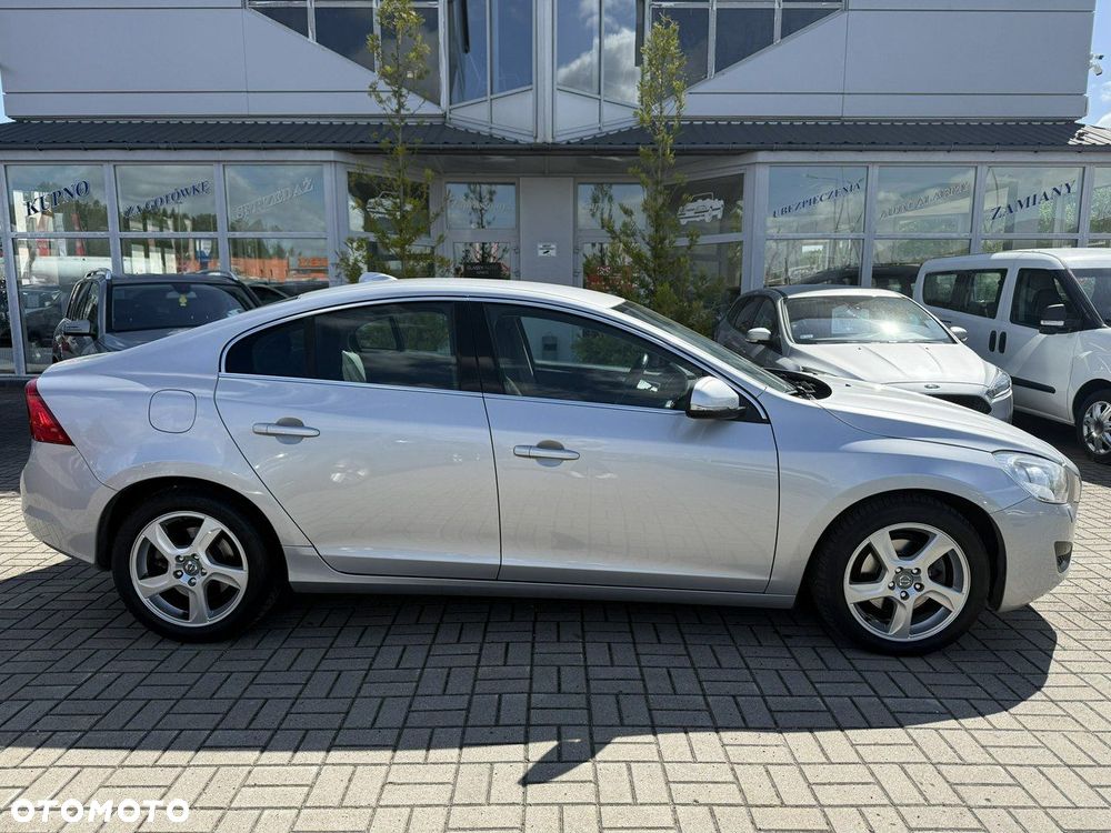 Volvo S60 - 11