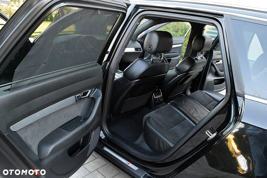 Audi A6 Avant 2.7 TDI DPF quattro tiptronic - 33