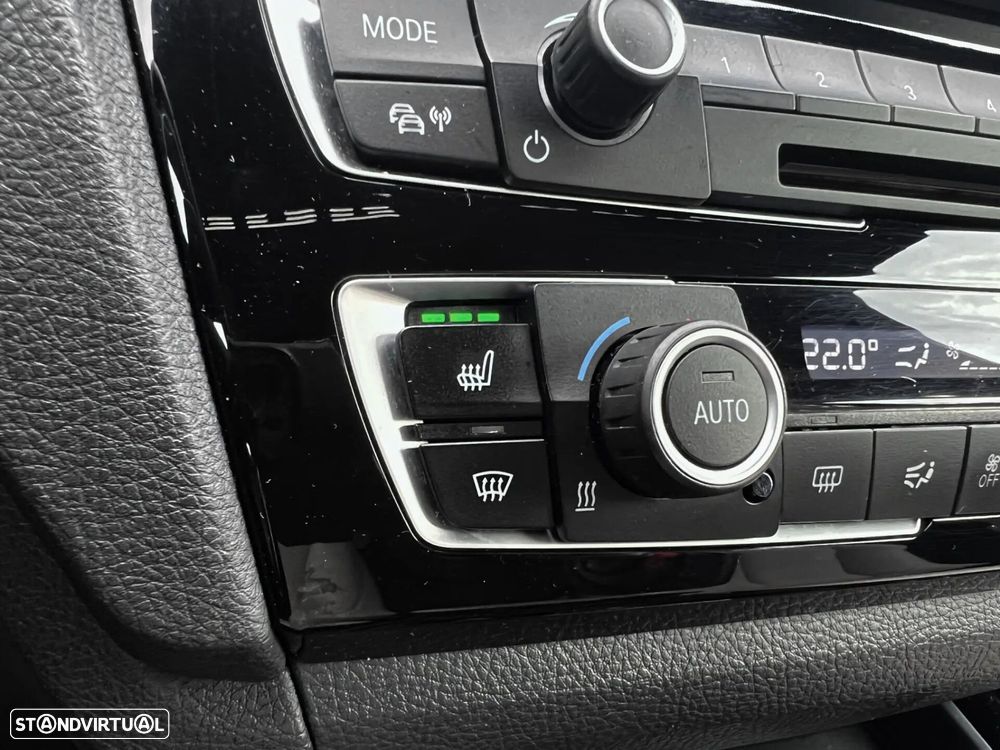 BMW 118 i Pack M - 9