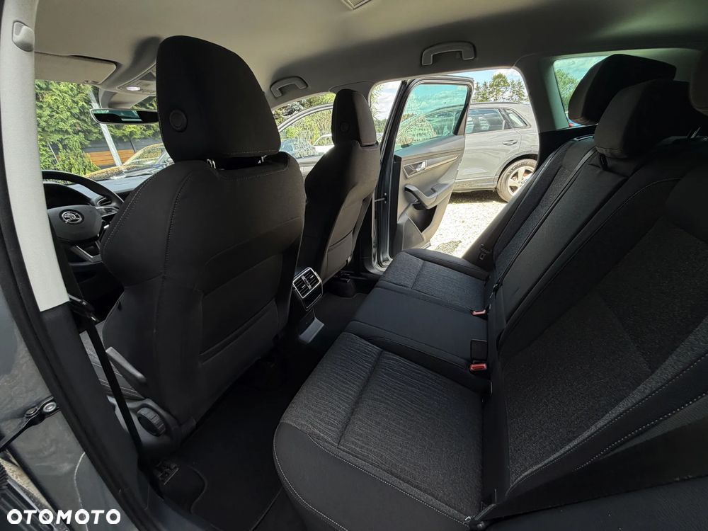 Skoda Karoq 1.5 TSI ACT 4x2 Ambition DSG - 20