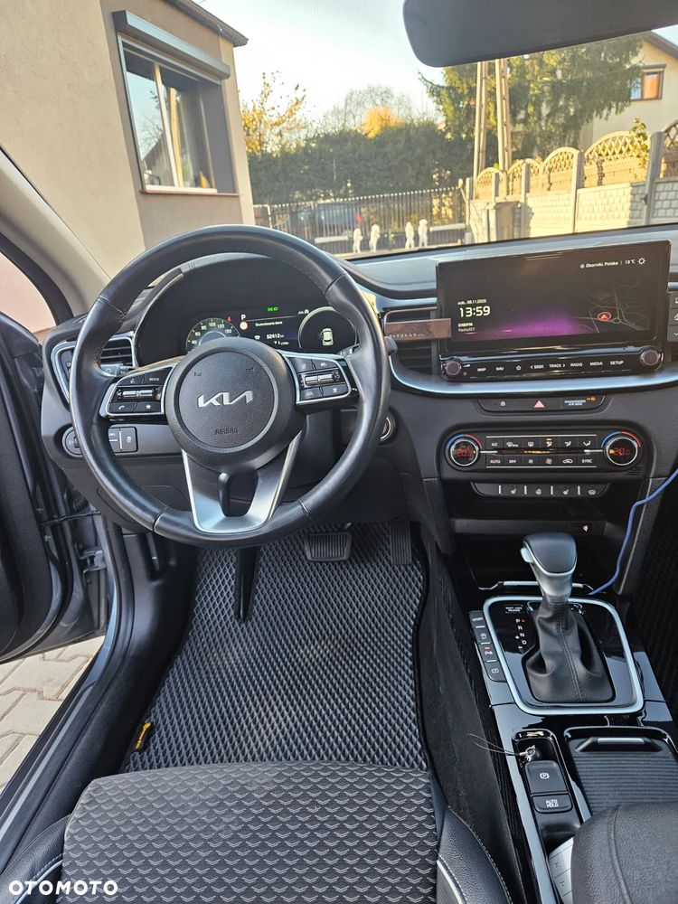Kia XCeed 1.5 T-GDI Business Line DCT - 12
