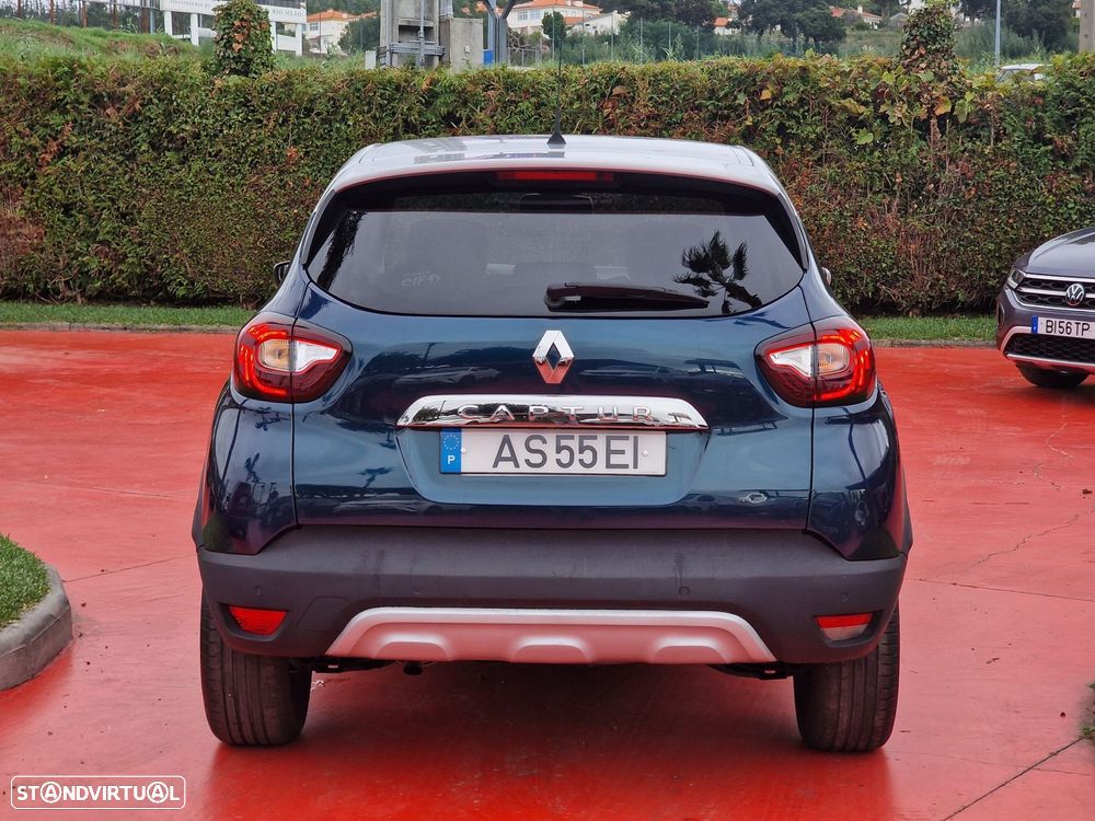 Renault Captur 1.2 TCe Exclusive EDC - 5