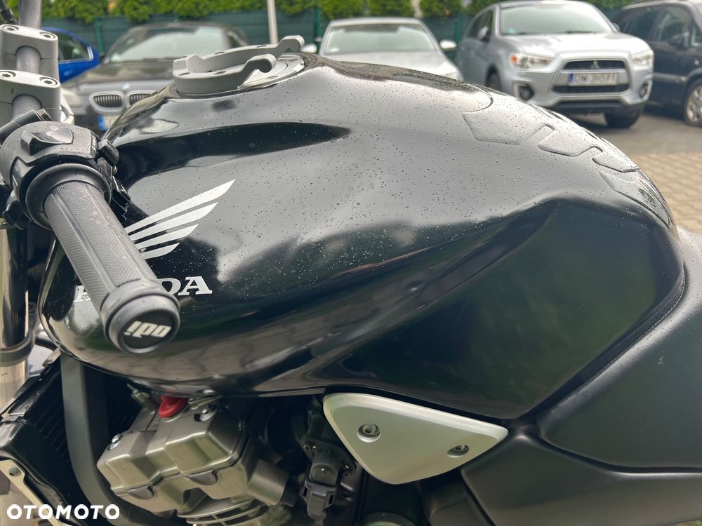 Honda Hornet - 35