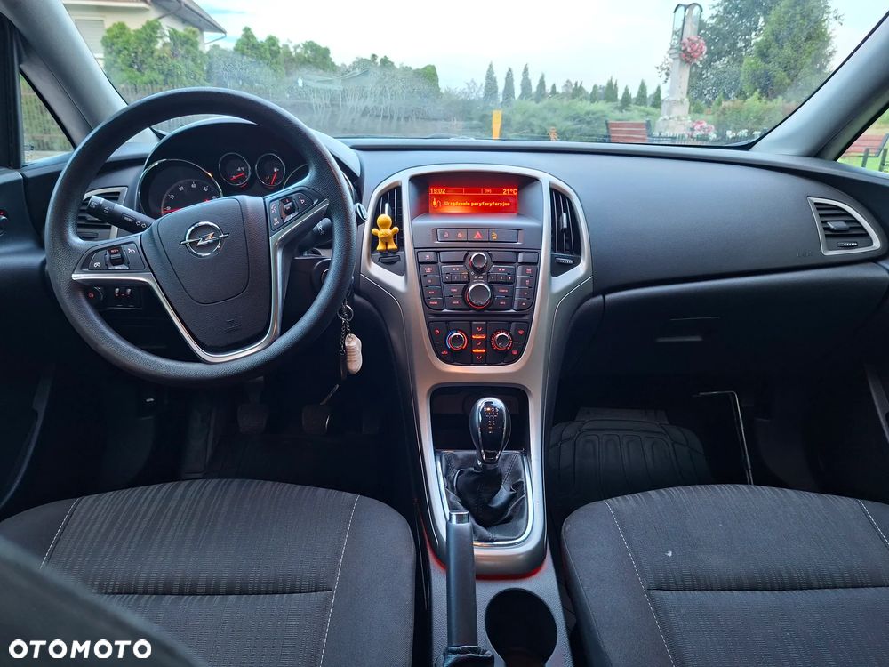 Opel Astra - 4
